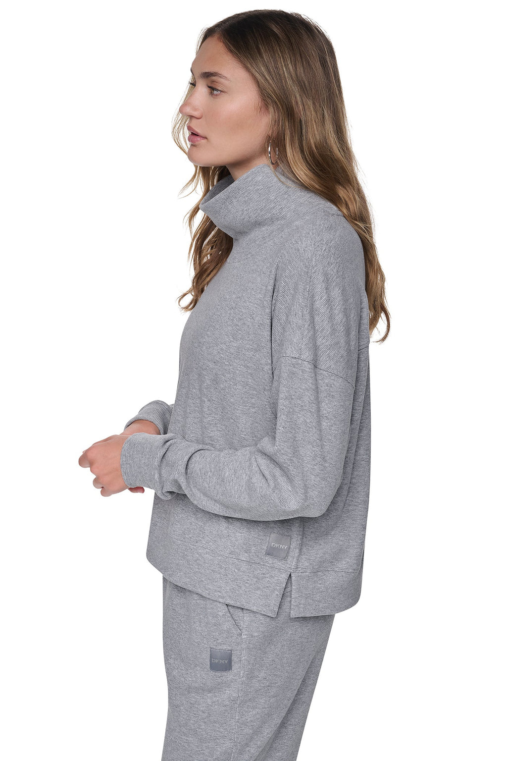 FUNNEL NECK PULLOVER