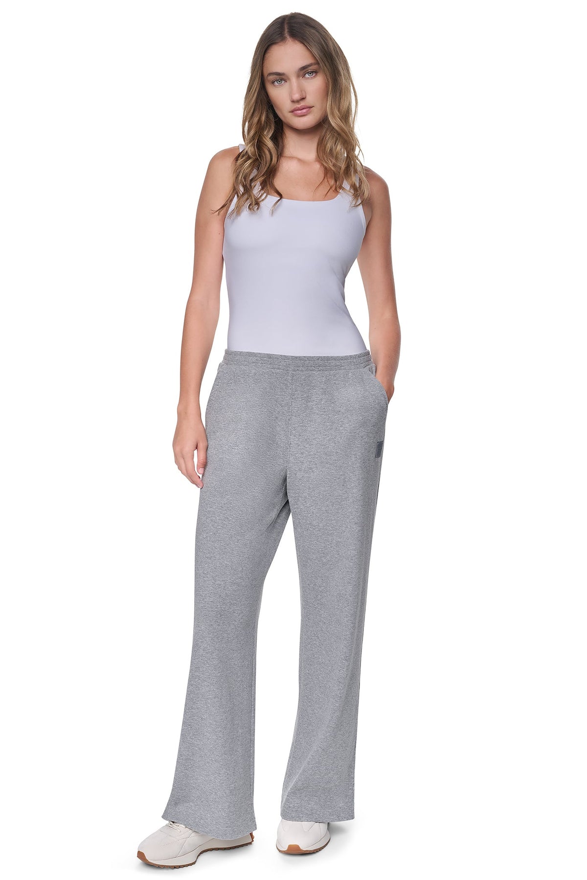 HIGH-RISE RELAXED STRAIGHT LEG PANT