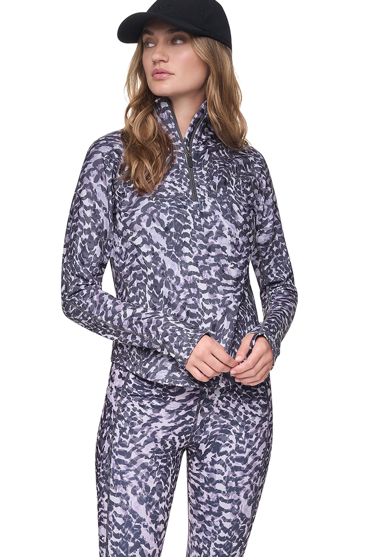 FUNNEL NECK HALF-ZIP PULLOVER