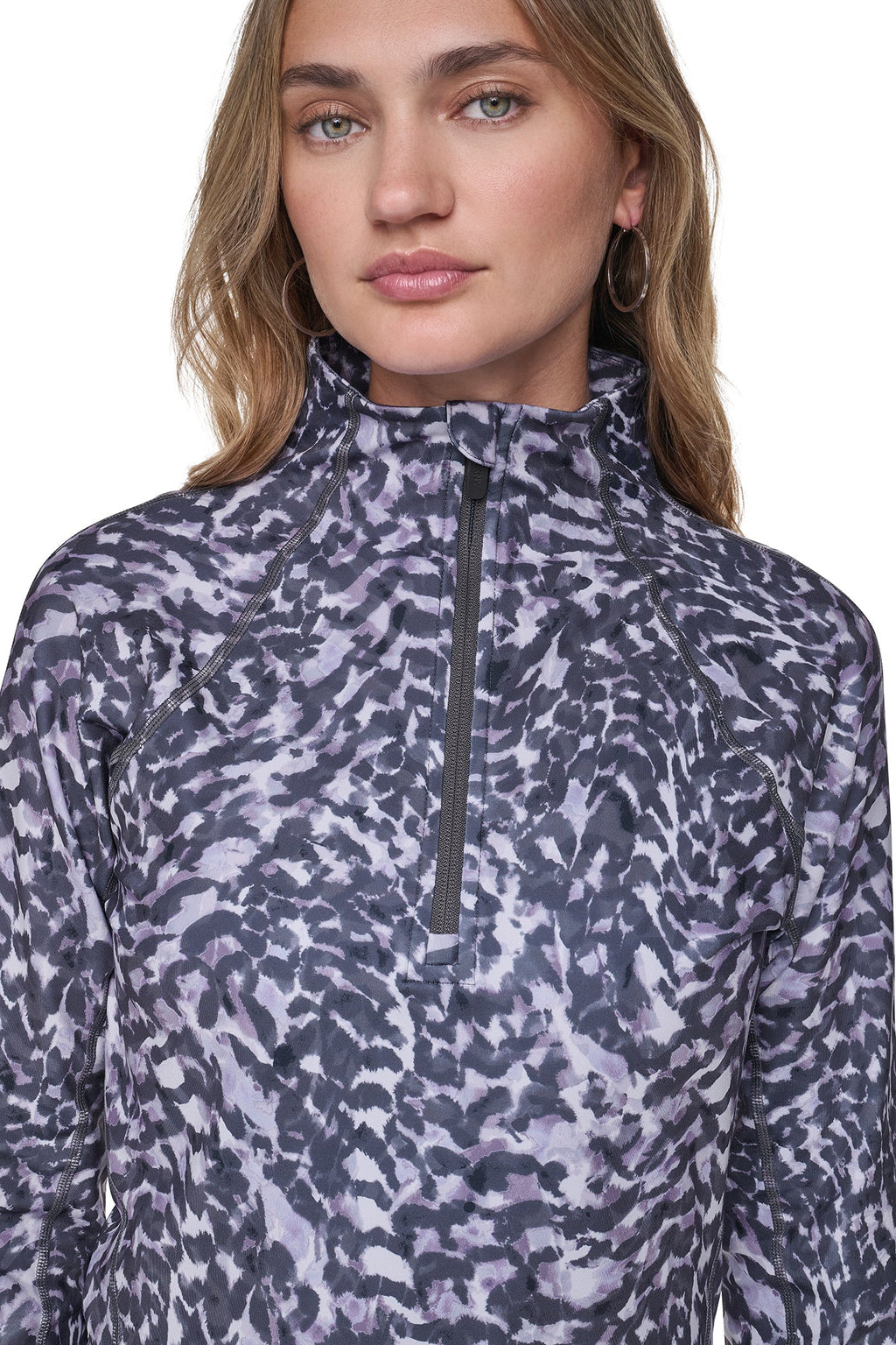 FUNNEL NECK HALF-ZIP PULLOVER