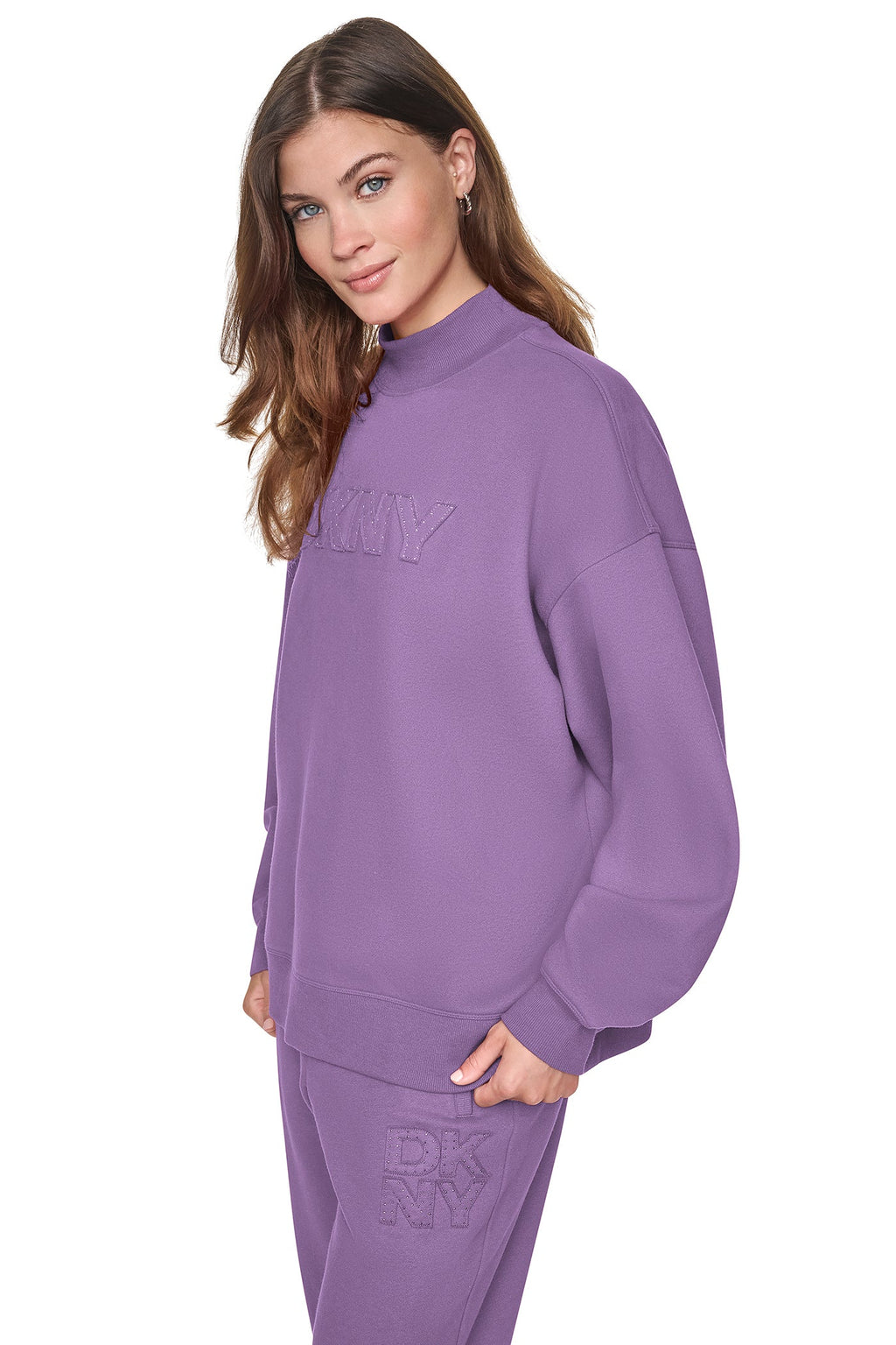 MOCK NECK LOGO PULLOVER