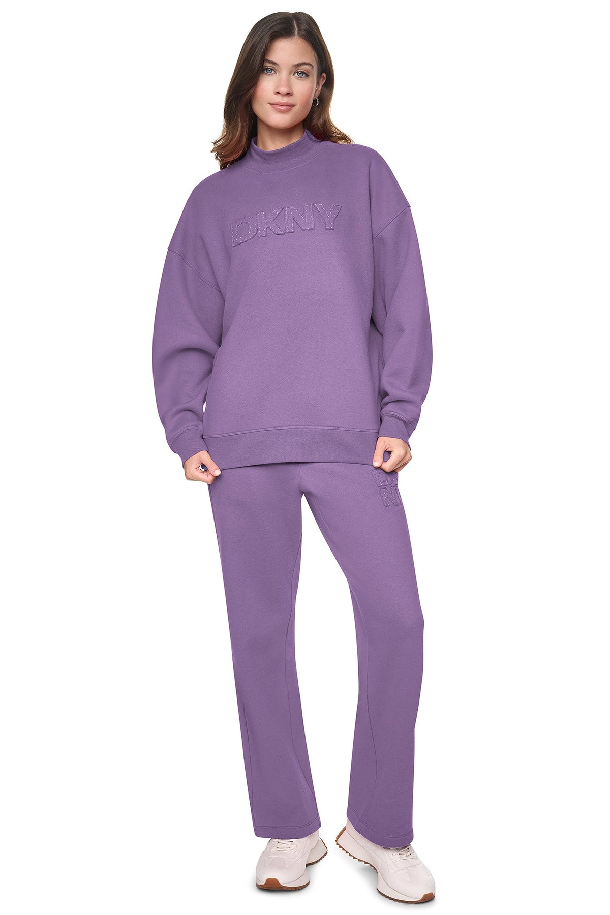 MOCK NECK LOGO PULLOVER