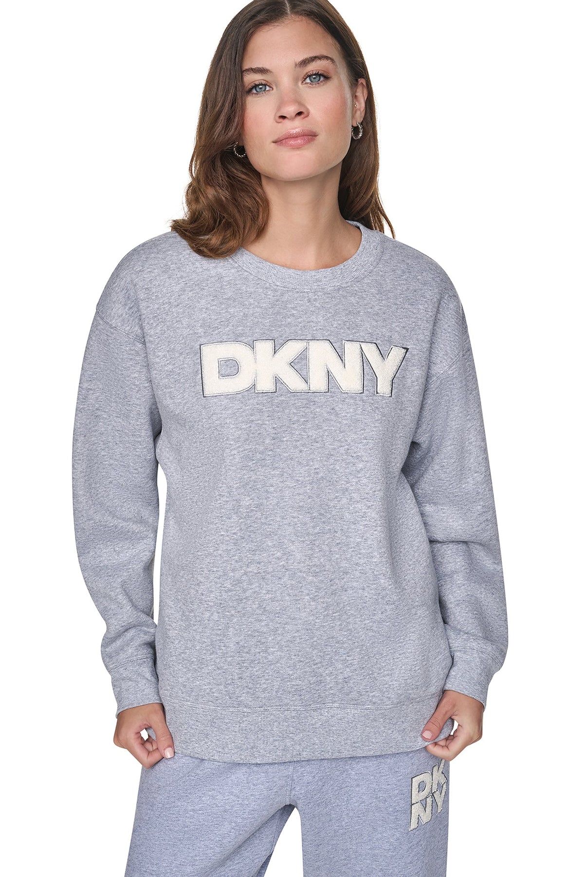CHENILLE LOGO SWEATSHIRT