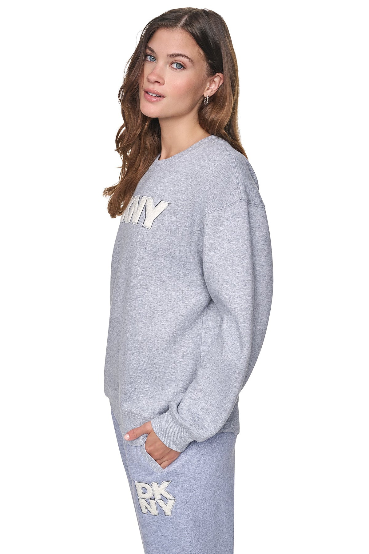 CHENILLE LOGO SWEATSHIRT