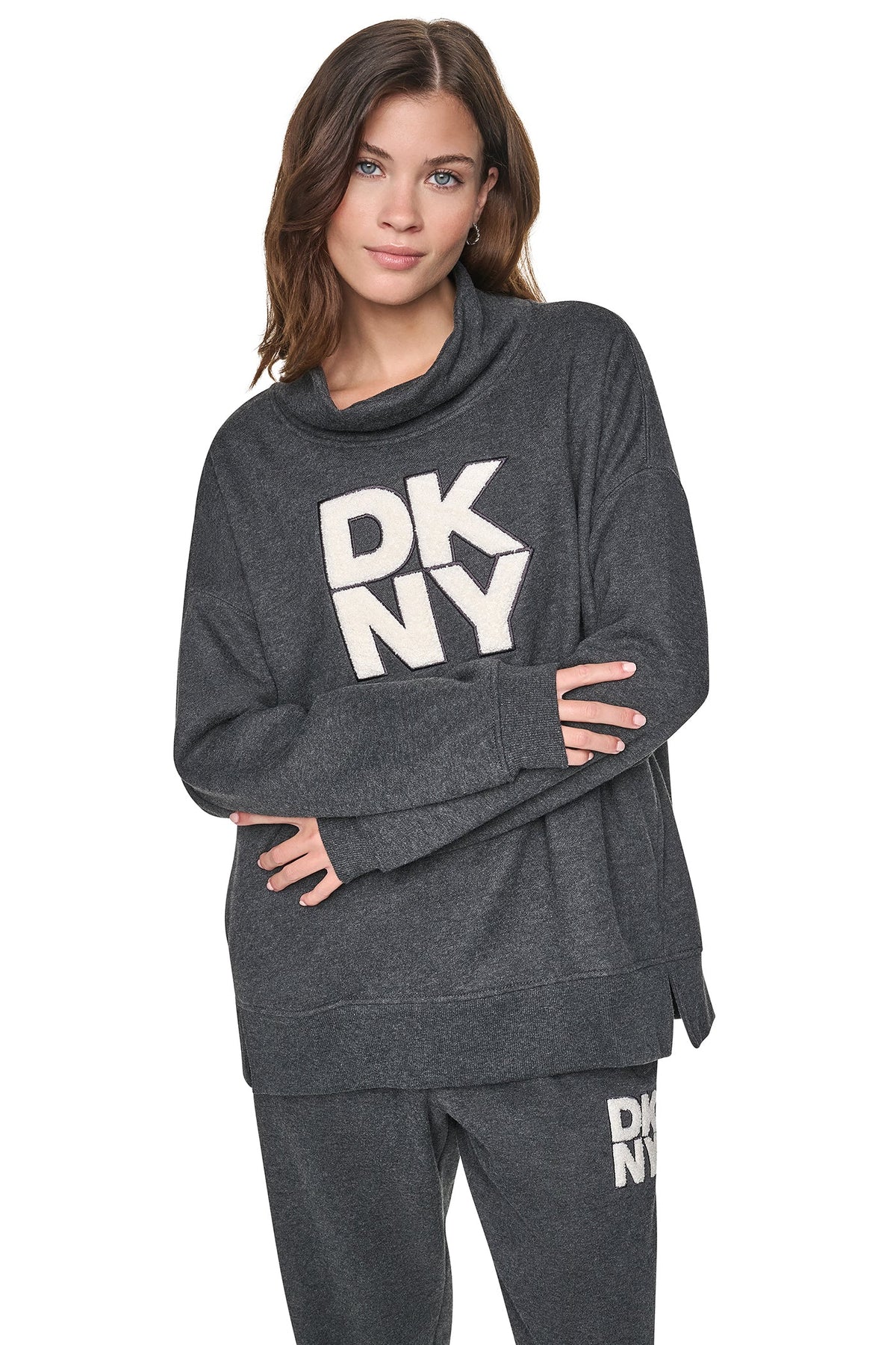 CHENILLE LOGO MOCK NECK SWEATSHIRT
