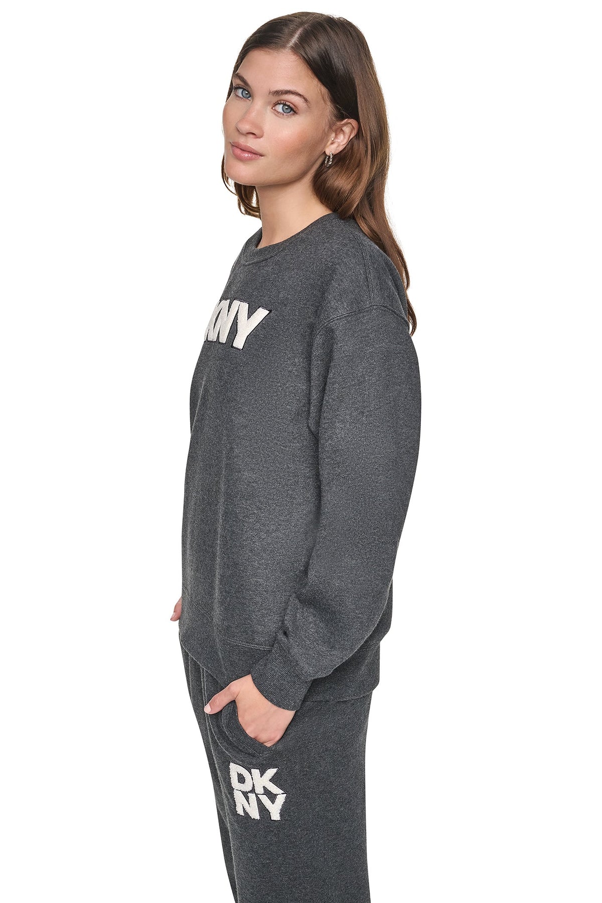 CHENILLE LOGO SWEATSHIRT