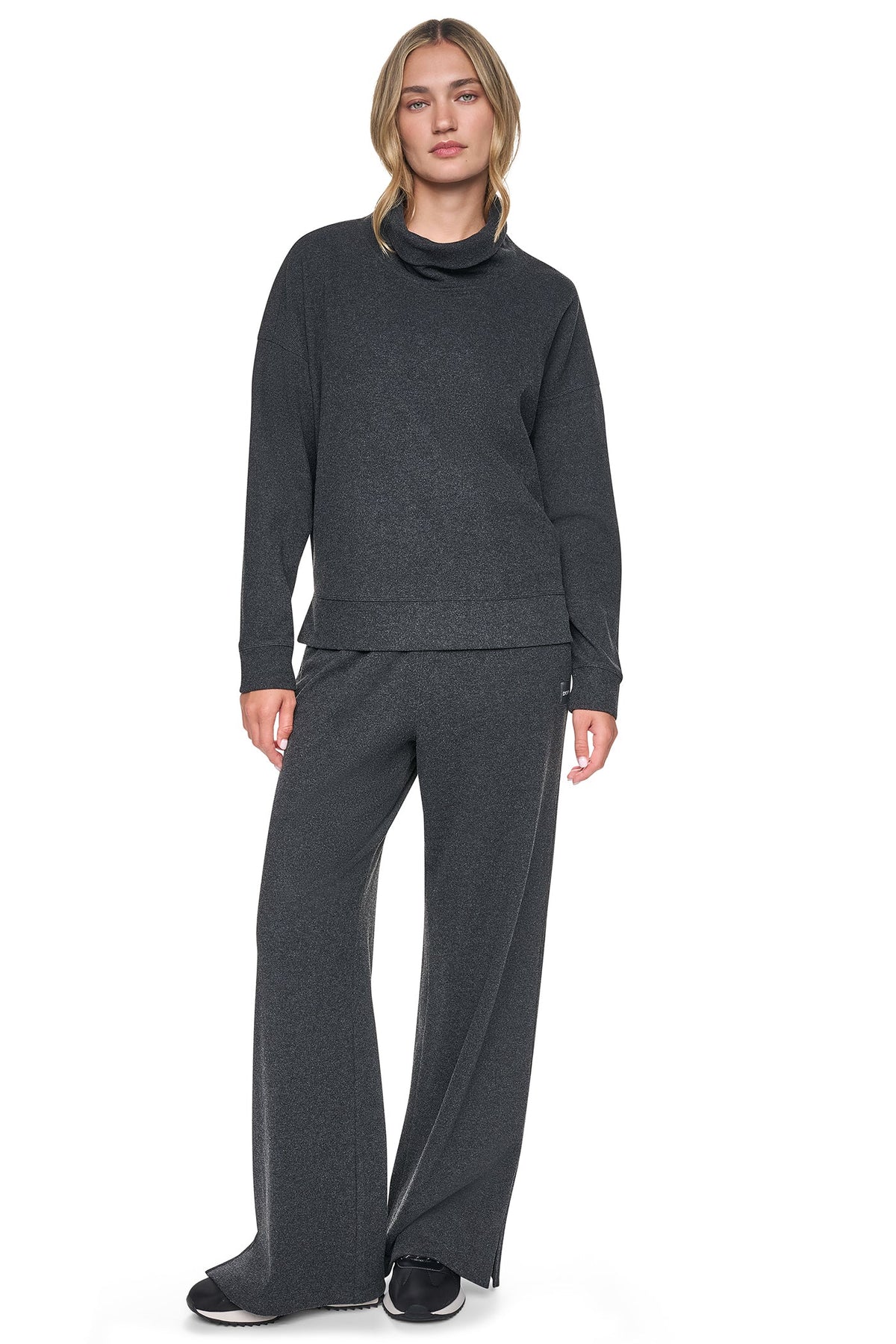 FUNNEL NECK PULLOVER