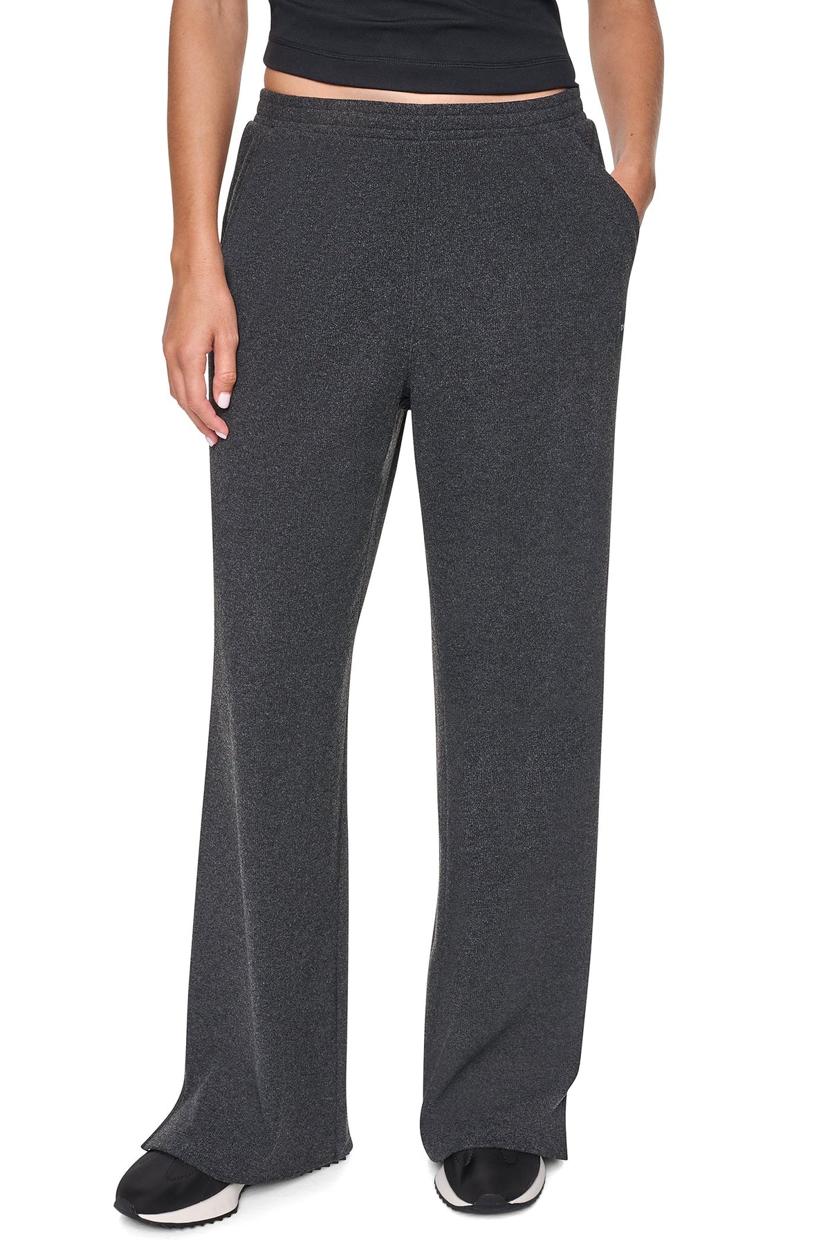 HIGH-RISE RELAXED STRAIGHT LEG PANT