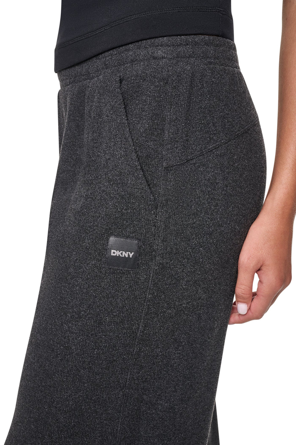 HIGH-RISE RELAXED STRAIGHT LEG PANT