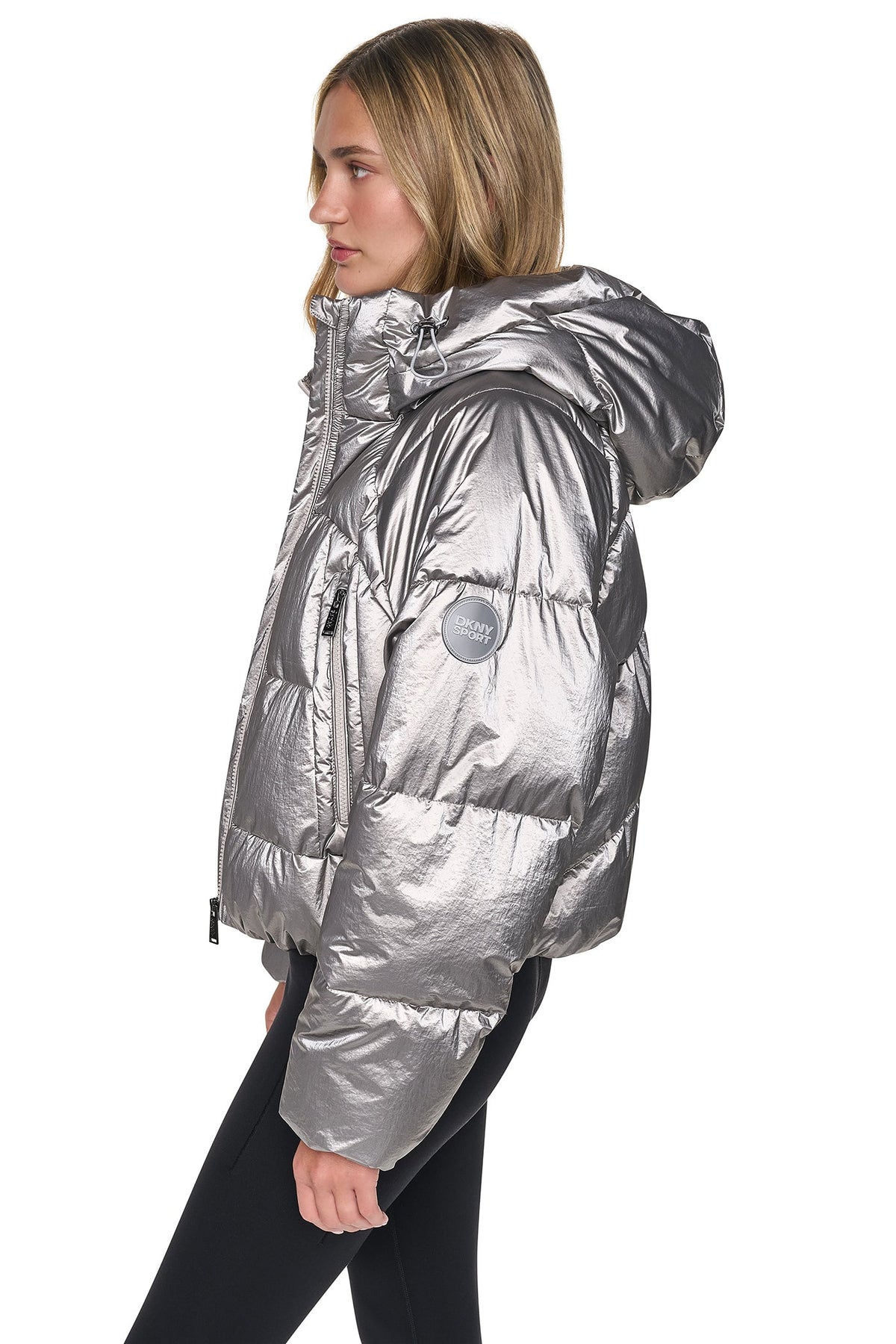 SHORT HOODED PUFFER