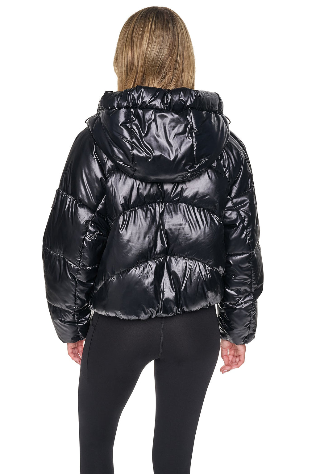 SHORT HOODED PUFFER