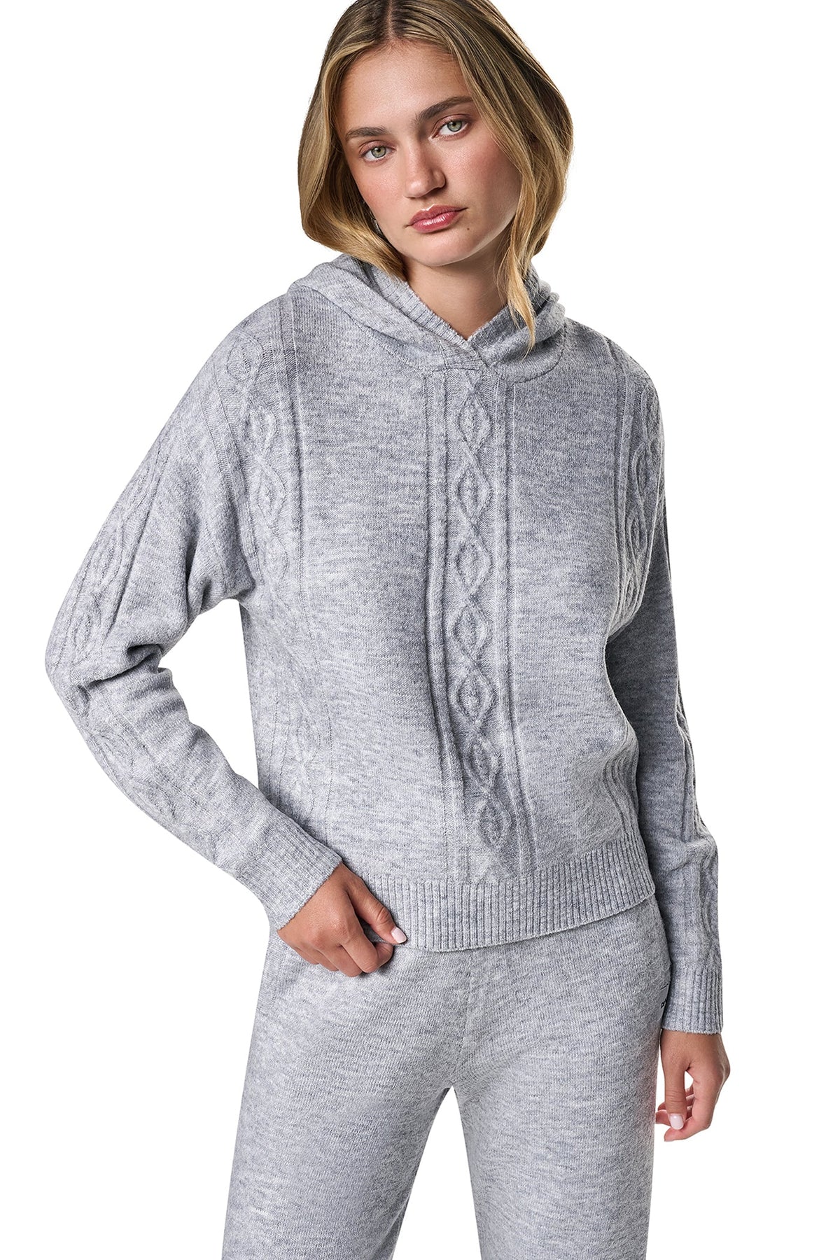 COZY CABLE SWEATER HOODIE
