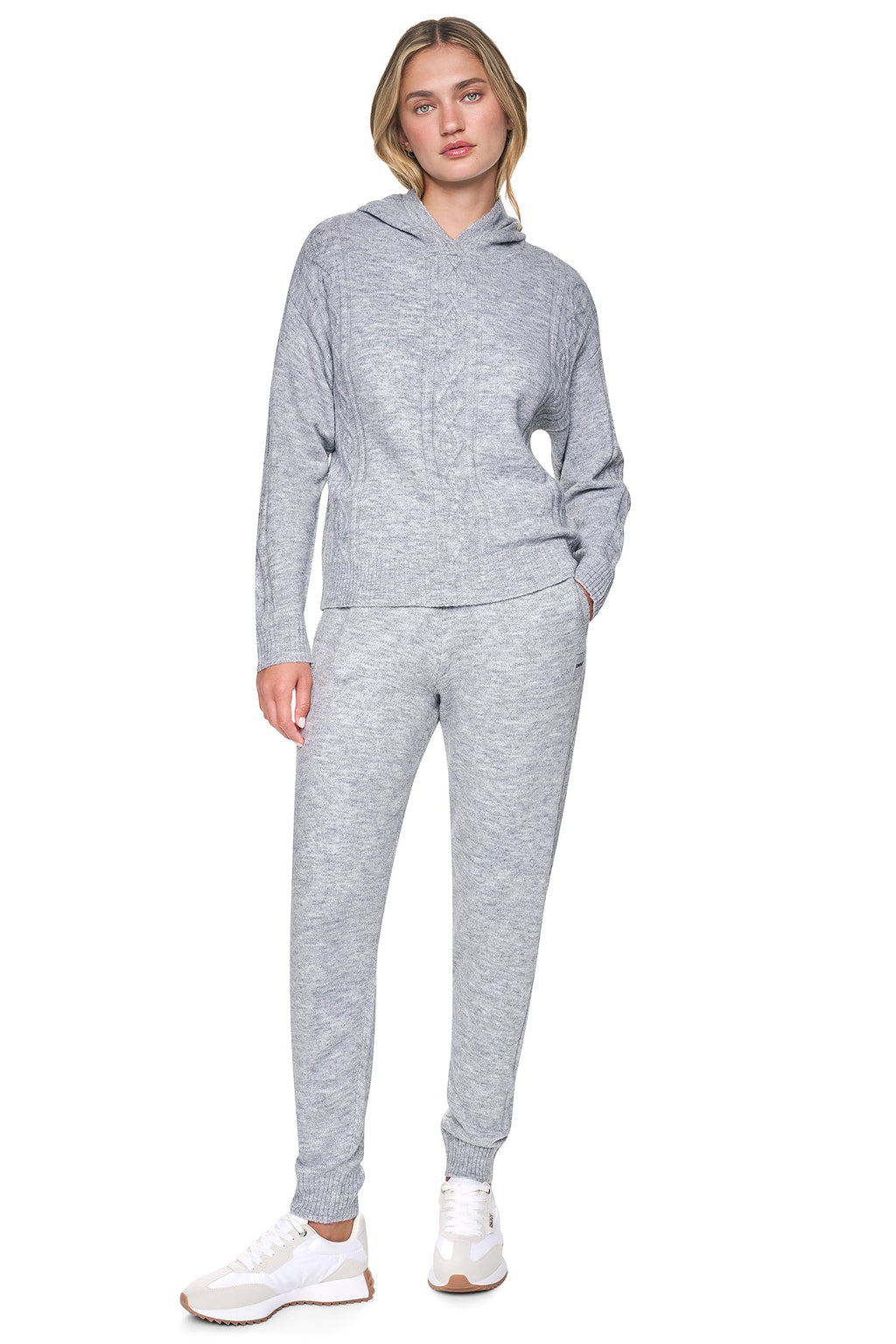 COZY CABLE SWEATER HOODIE