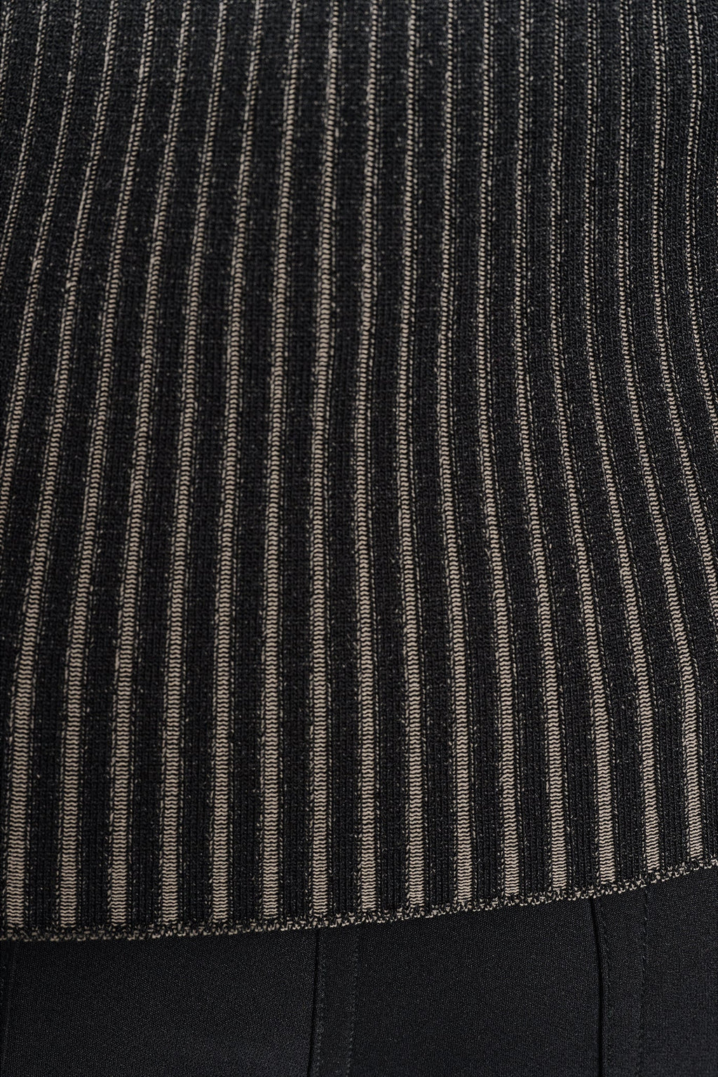 RIB KNIT SWEATER