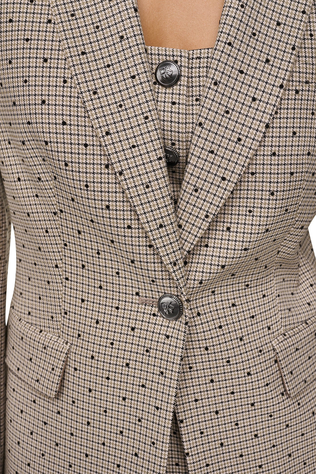 ONE BUTTON COLLAR BLAZER