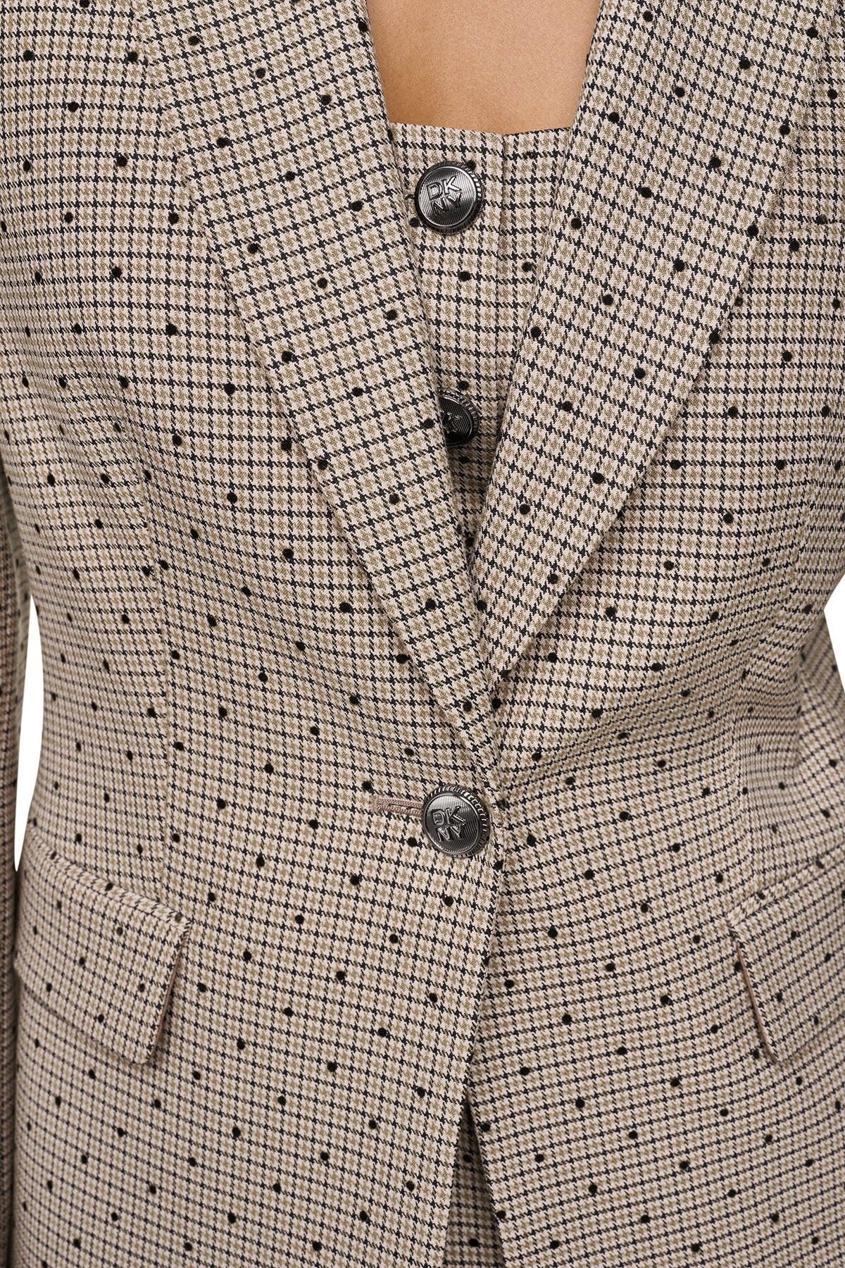 ONE BUTTON COLLAR BLAZER