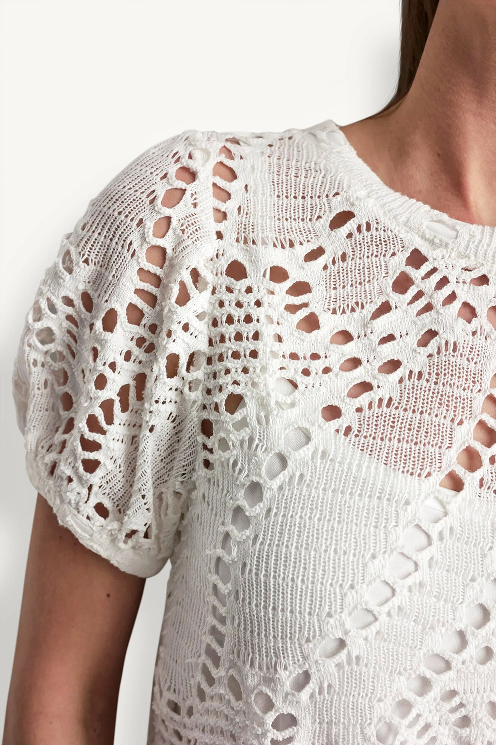 SHORT SLEEVE CROCHET LEAF TOP