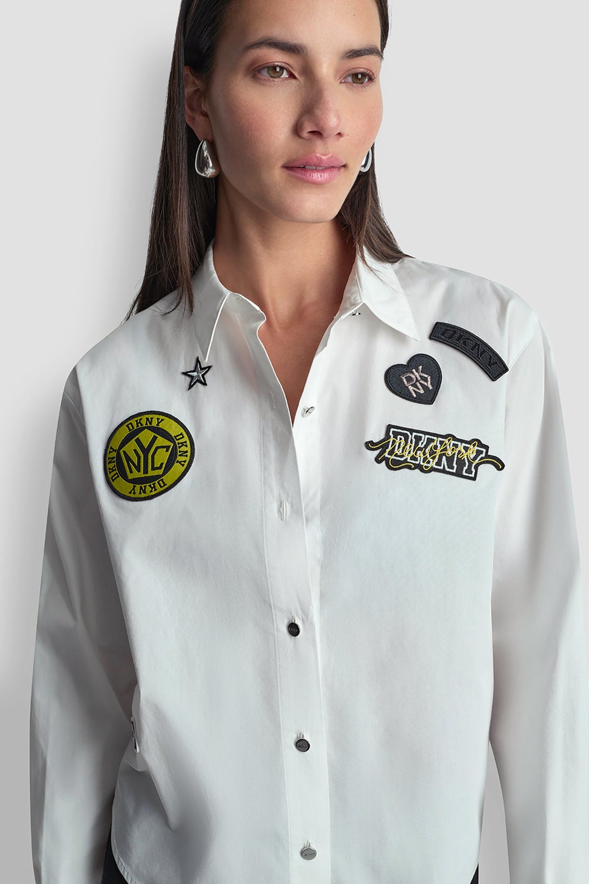 1989 LOGO PINS AND PATCHES SHIRT