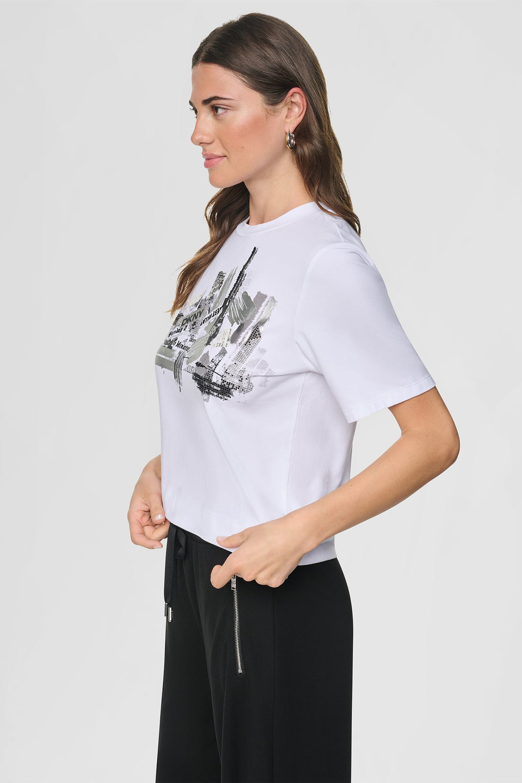 STUDDED NEWSPAPER LOGO TEE