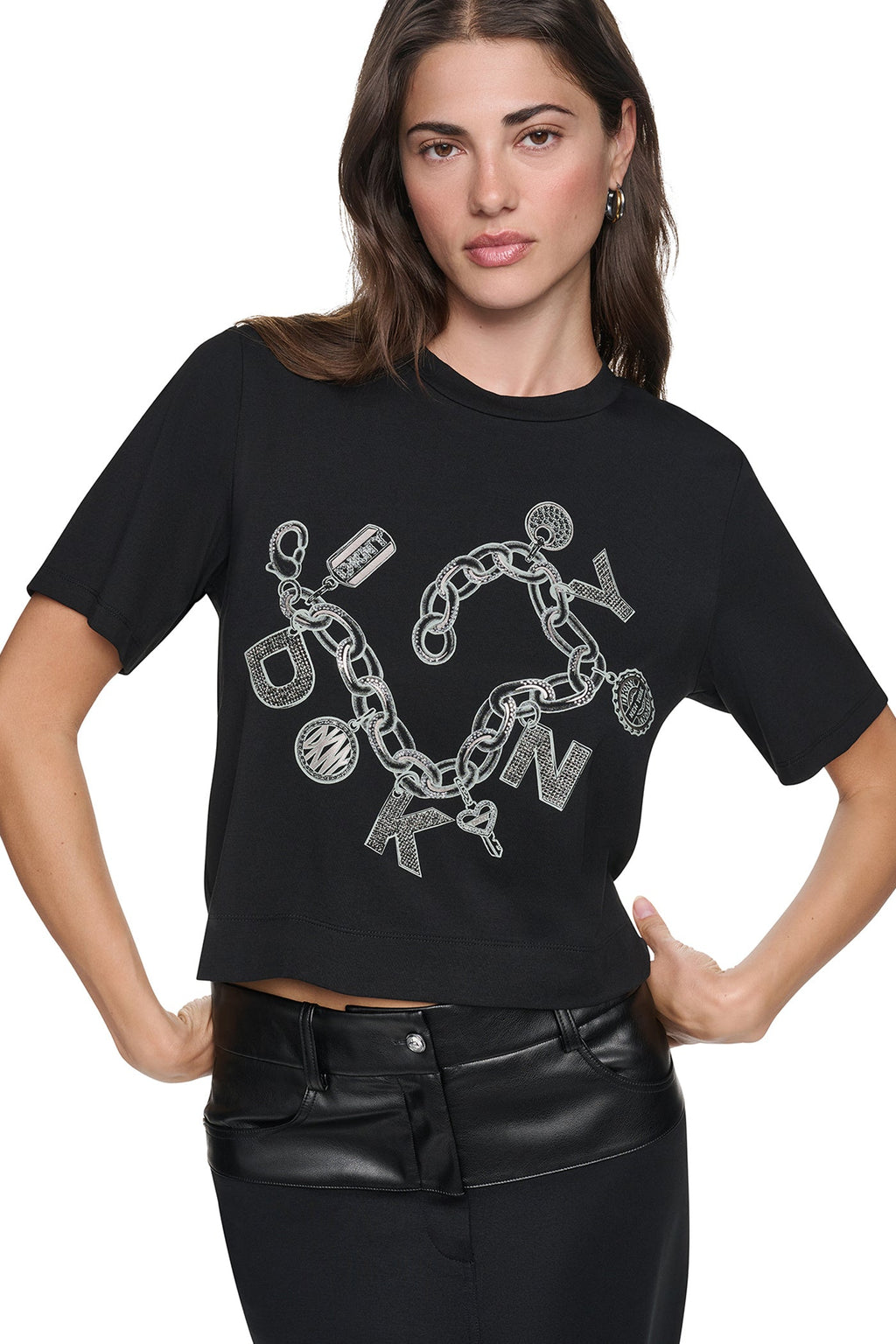 CHARM BRACELET GRAPHIC TEE