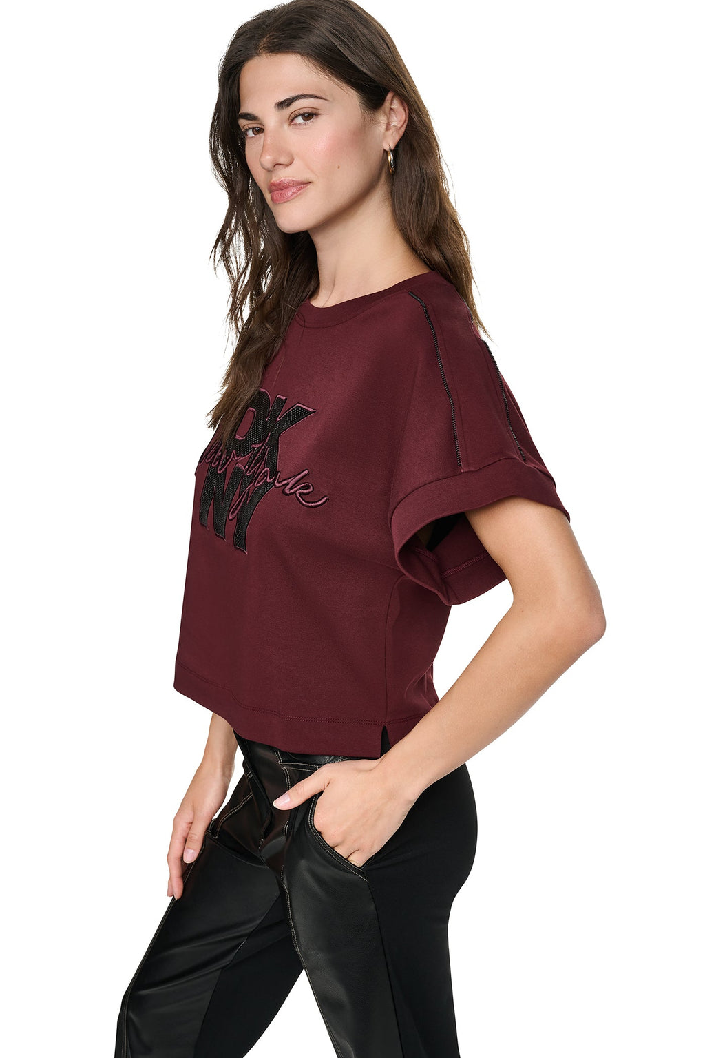 ZIP SHOULDER LOGO TEE