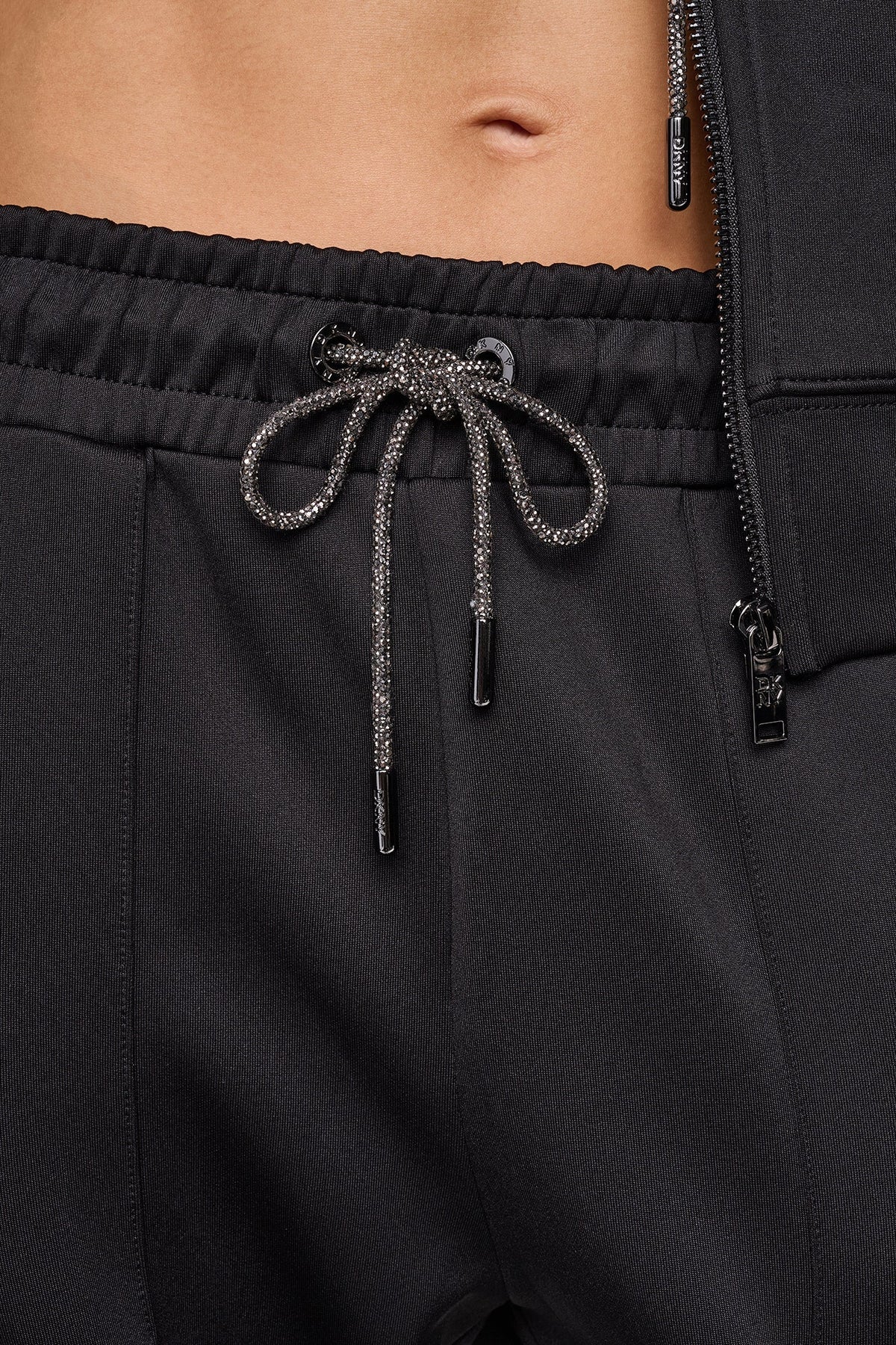 PINS & PATCHES DRAWSTRING PANT