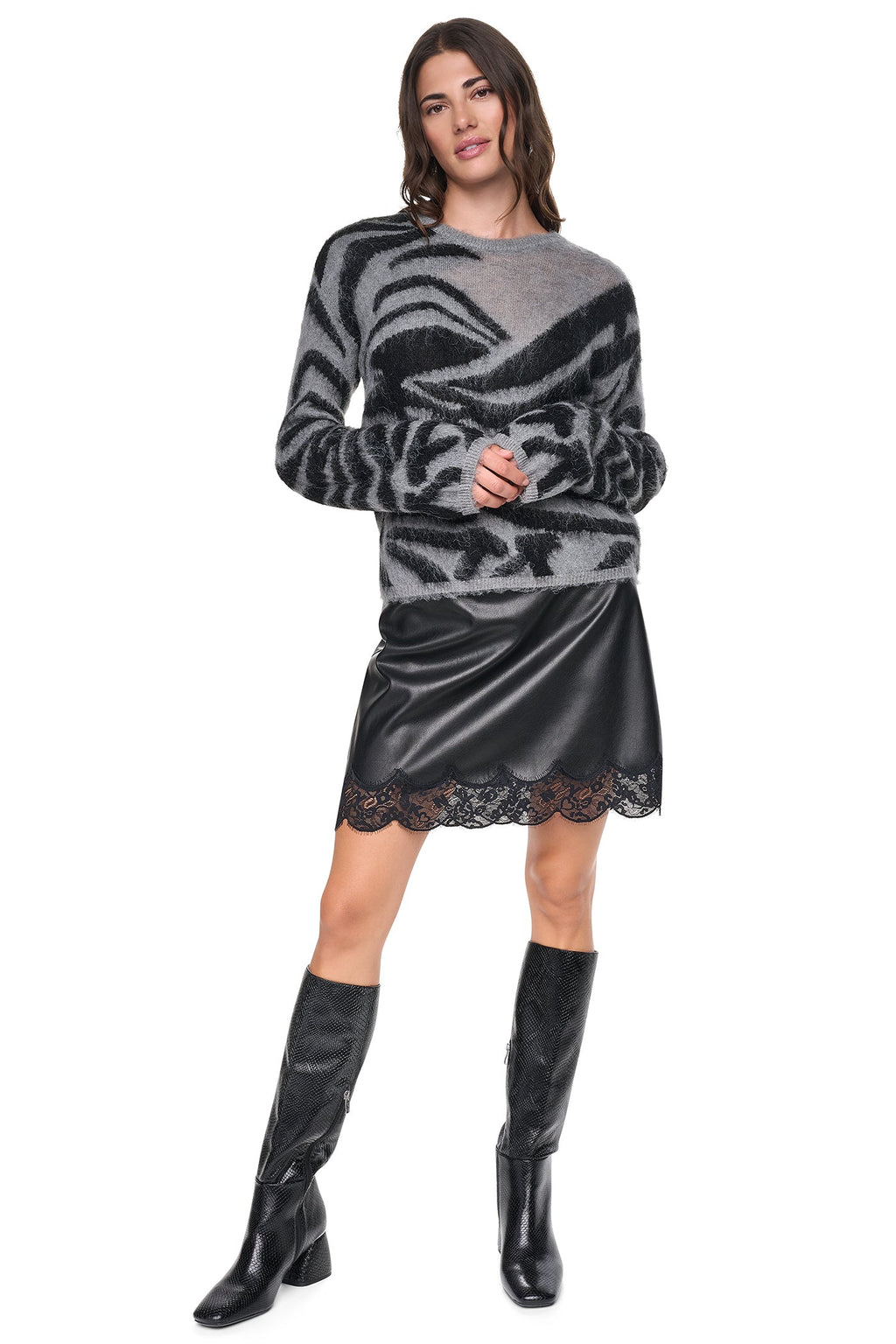 BRUSHED ANIMAL INTARSIA SWEATER