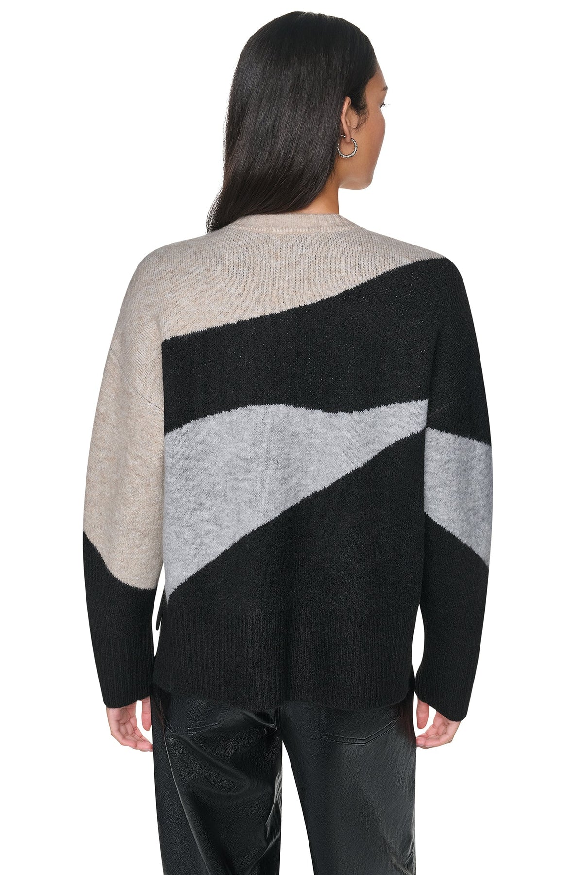 COLORBLOCK CREW NECK SWEATER