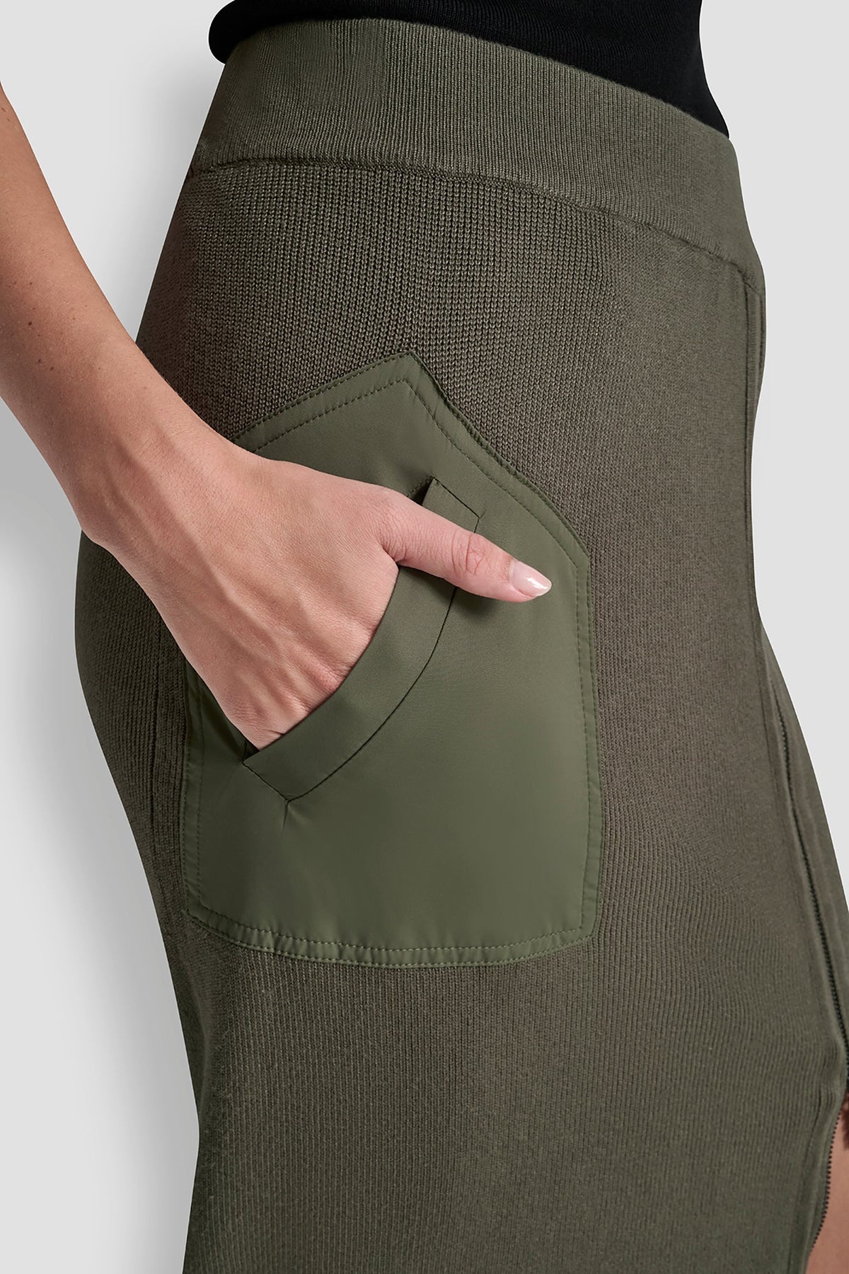 ZIP-DETAILED MIDI SWEATER SKIRT