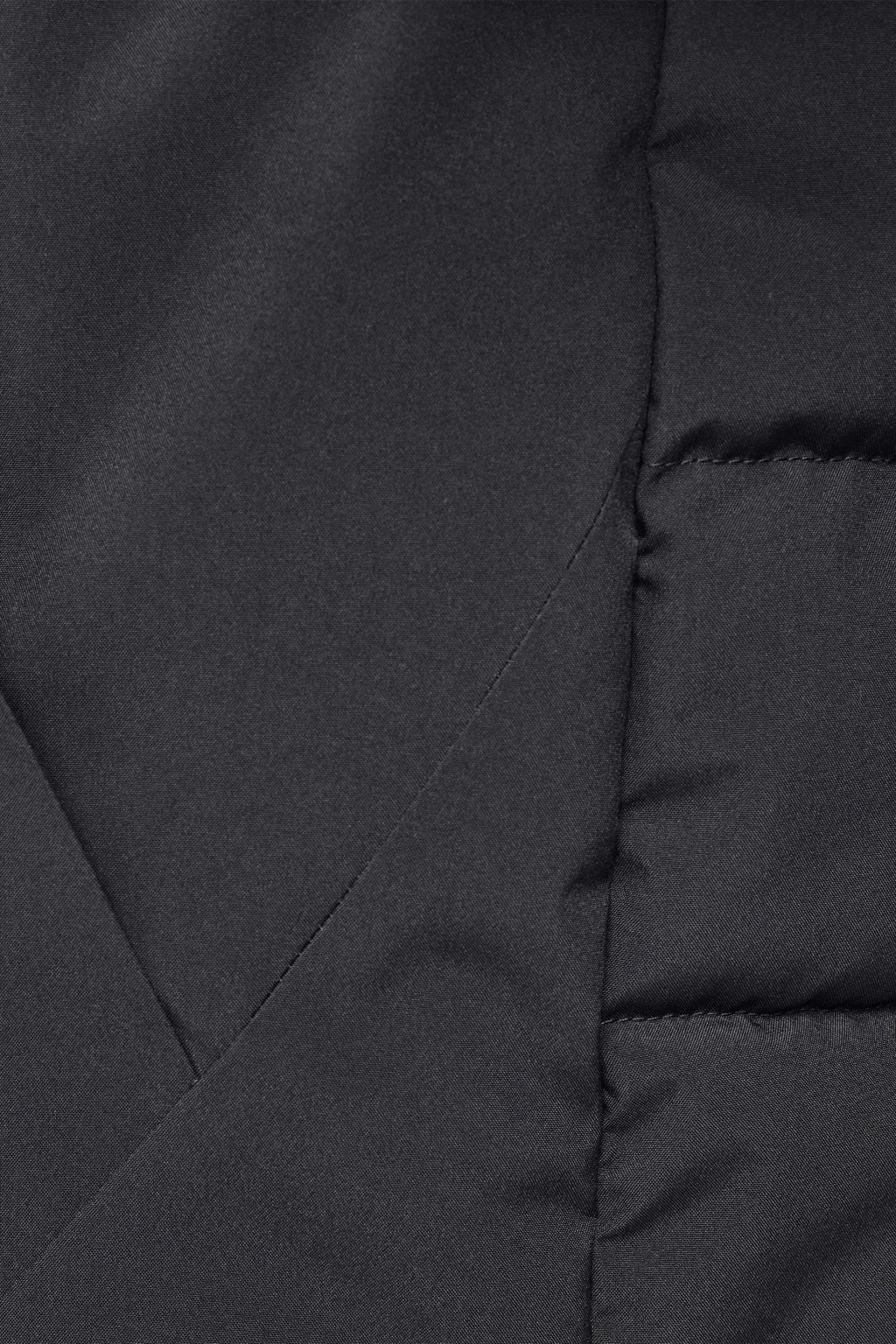 HOODED PUFFER JACKET