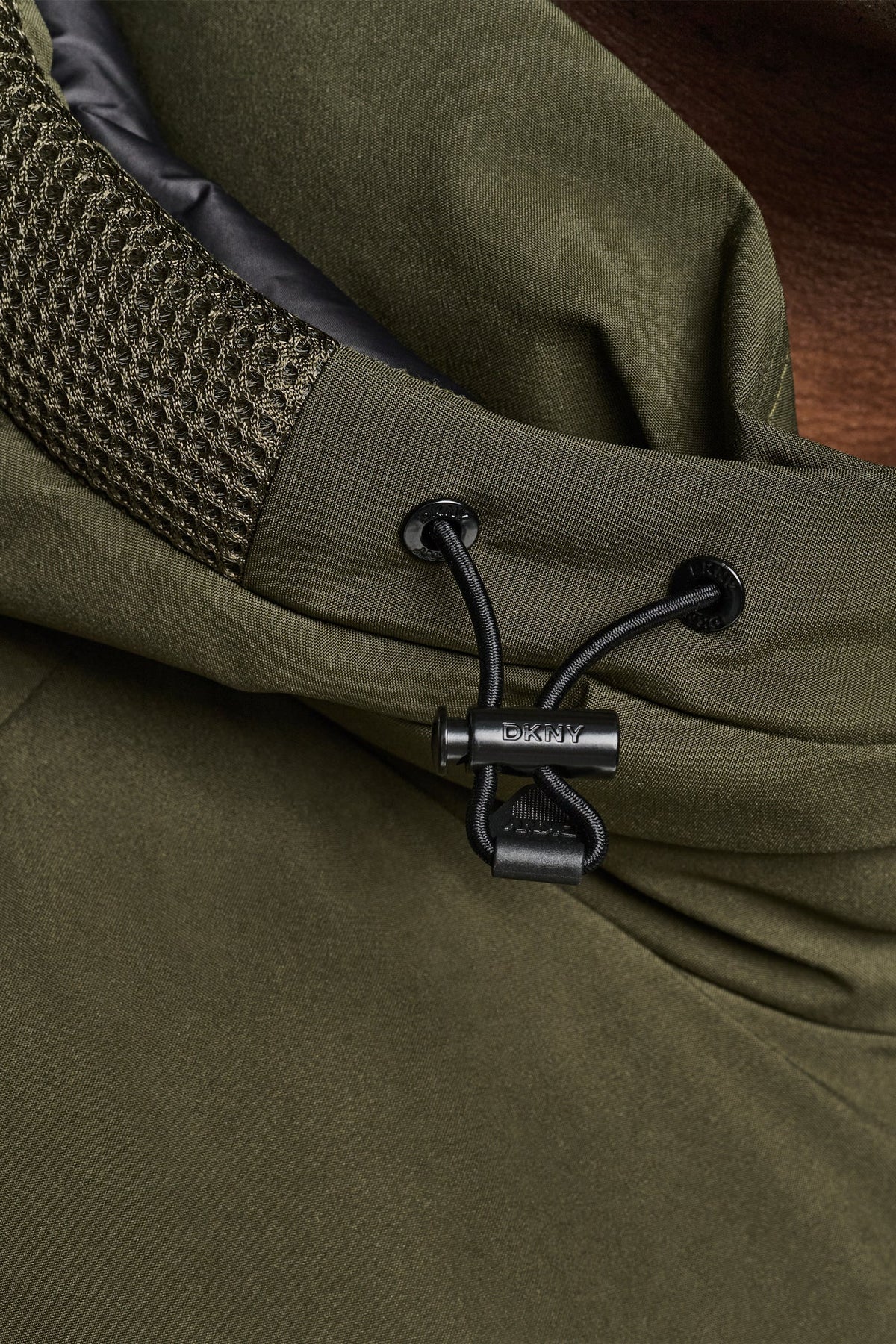 HOODED PUFFER JACKET